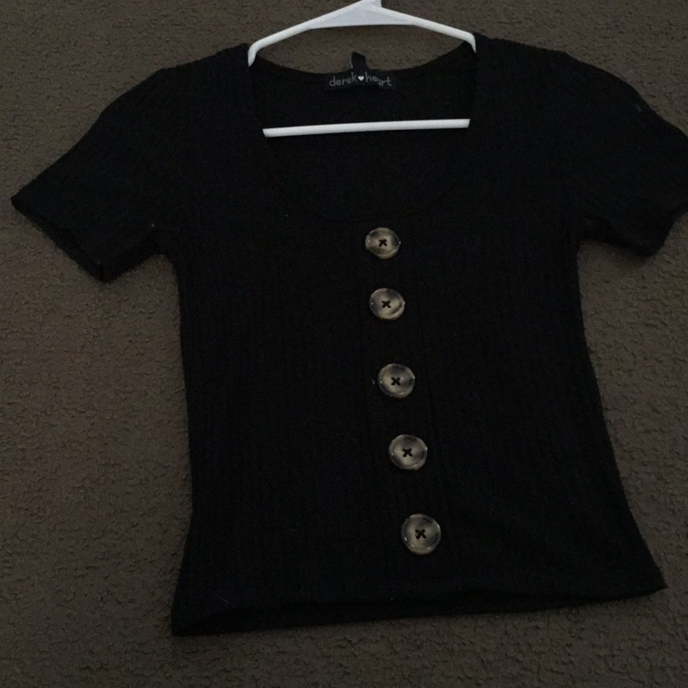black shirt